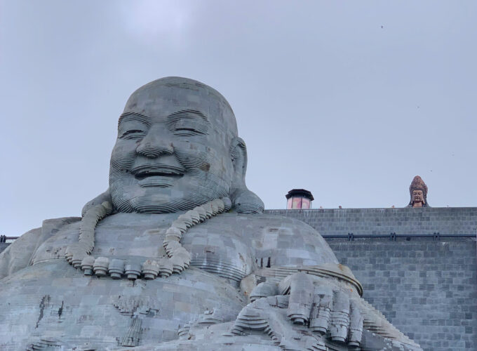 Tượng phật di lạc